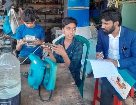 মানিকগঞ্জে শিশুশ্রম মুক্তি পেল ৬১ শিশু, ক্লাসরুমে ফিরেছে ১২ জন Manikganj