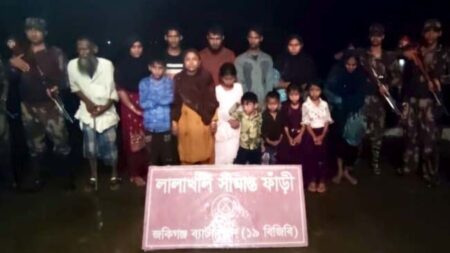 ১৪ রোহিঙ্গাসহ ৩১ জনকে পুশইন করল বিএসএফ Push In