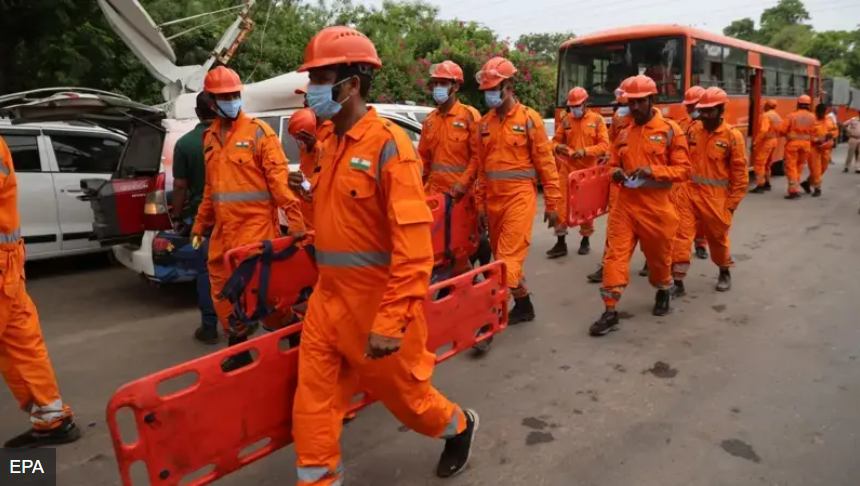 আহমেদাবাদে উদ্ধারকাজ শেষ ; বিমানের ২৪১ নিহত, জীবিত এক