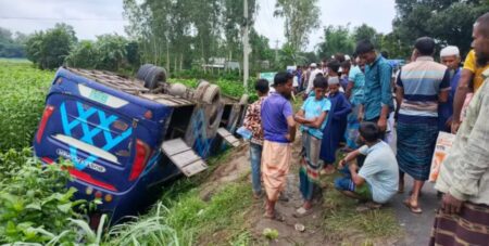 যাত্রীবাহী বাস