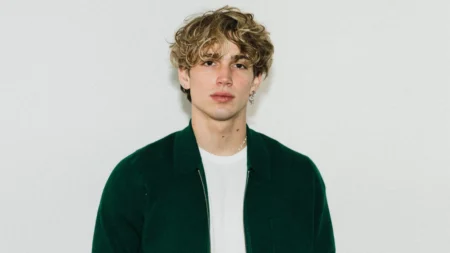 Vinnie Hacker: The Digital Heartthrob Captivating Social Media Audiences