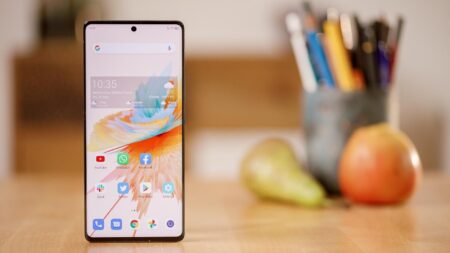 ZTE Axon 70 Ultra বাংলাদেশে ও ভারতে দাম বিস্তারিত স্পেসিফিকেশনসহ