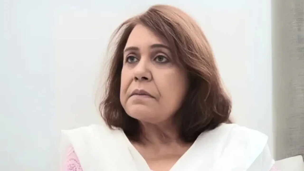 অভিনেত্রী আয়েশা খানে