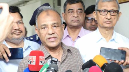 যাত্রীদের ছবি