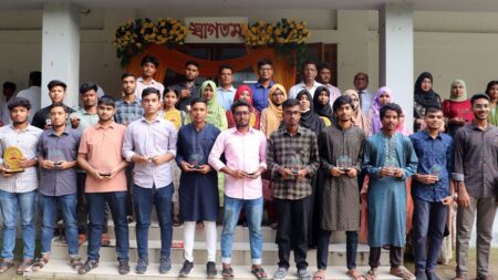 ইতিহাস গড়ল পাবনার ৬৮ শিক্ষার্থী পাবনার ৬৮ শিক্ষার্থী