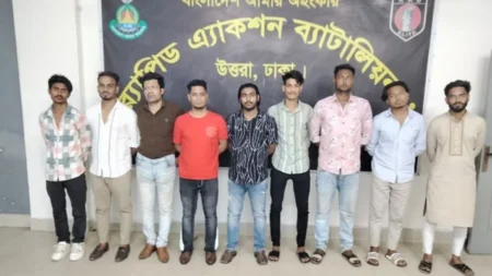 উত্তরায় ‘মব’ সৃষ্টি