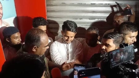 সারজিসকে বললেন সেনা কর্মকর্তা