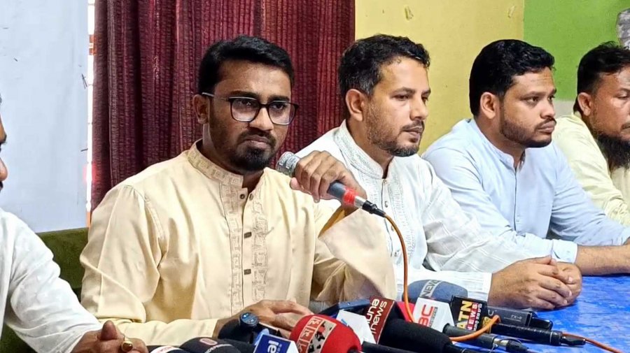 উপদেষ্টা আসিফ মাহমুদ-দুর্নীতি