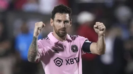 ক্লাব বিশ্বকাপে- মেসি