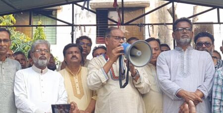 নির্বাচন