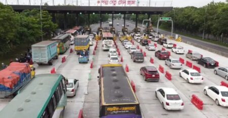পদ্মা সেতুতে ২৪ ঘন্টায় সর্বোচ্চ টোল আদায় ও যানবাহন পারাপারের সর্বোচ্চ রেকর্ড পদ্মা সেতু