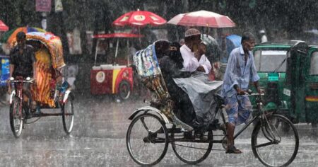 বজ্রসহ বৃষ্টি