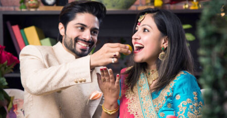 বিবাহিত জীবনে ভালোবাসা ফিরিয়ে আনার ৩ সেরা উপায় বিবাহিত জীবনে ভালোবাসা