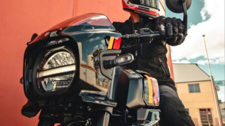 Suzuki GSX-8TT Unveiled: Neo-Retro Cafe Racer with 776cc Engine and GSX-8R DNA gsx 8tt