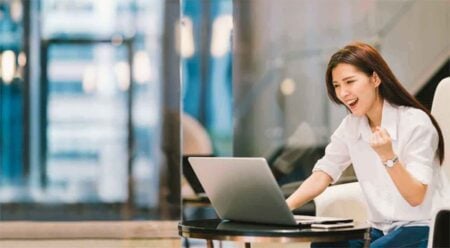 চাকরি না করেও ইনকাম করার উপায়: সহজ পদ্ধতি চাকরি না করেও ইনকাম