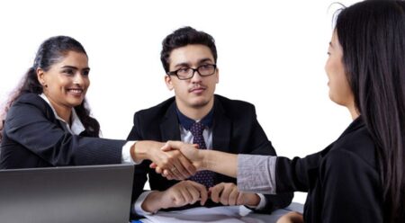 সেন্টার ম্যানেজার পদে