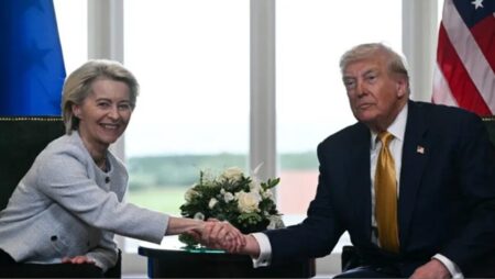 ১৫ শতাংশ শুল্ক আরোপে একমত যুক্তরাষ্ট্র ও ইউরোপীয় ইউনিয়ন ১৫ শতাংশ শুল্ক আরোপে