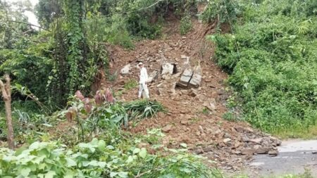 সাজেক-বাঘাইহাট সড়কে