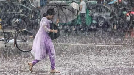 দুপুরের মধ্যে যেসব জেলায়