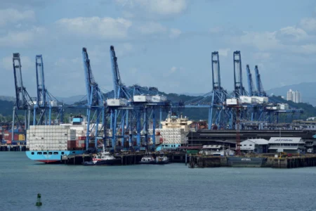 BlackRock-MSC Panama Canal Ports Bid Stalled in US-China Geopolitical Standoff Panama Canal ports sale