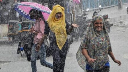 দুপুরে ঝড়-বৃষ্টি