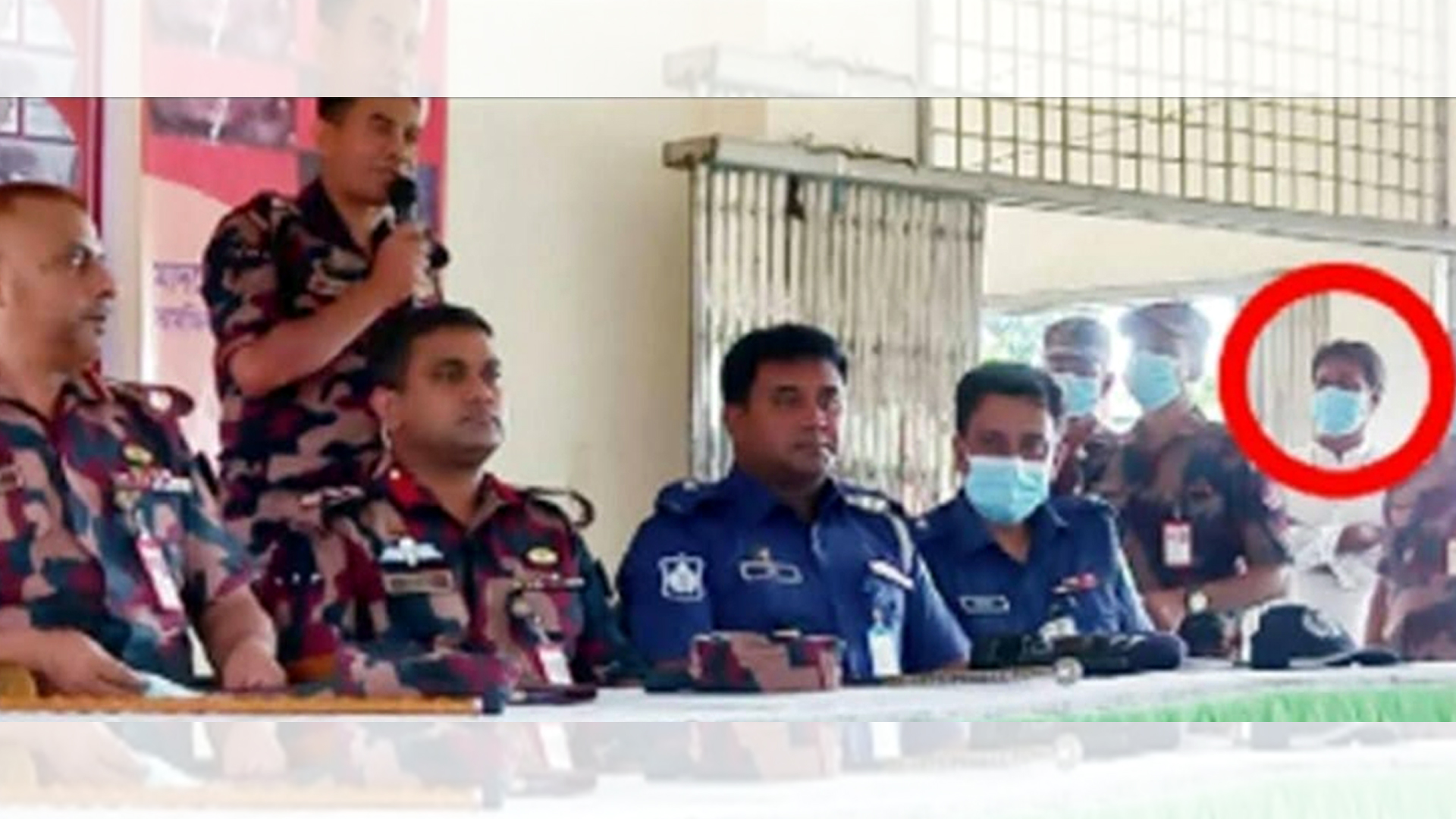 বিতর্কিত ব্যক্তির উপস্থিতি অনিচ্ছাকৃত, বিষয়টি জানা ছিল না : ৪৮ বিজিবি বিতর্কিত ব্যক্তির উপস্থিতি অনিচ্ছাকৃত, বিষয়টি জানা ছিল না : ৪৮ বিজিবি