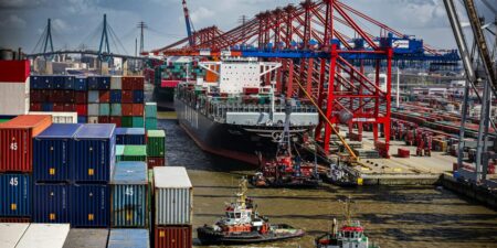 China’s Vital Role in Global Supply Chains Remains Unshaken