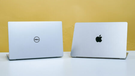 Compare MacBook Air M3 vs Dell XPS 2025