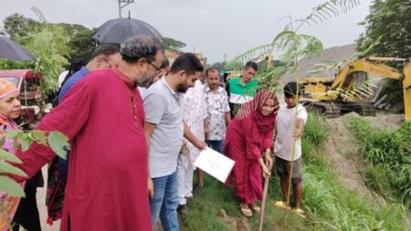 Kaligonj-Gazipur-Kaliganj Welfare Organization's tree plantation program to protect the environment- (2)