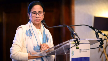 প্রয়োজনে আবার ভাষা আন্দোলন হবে, মাতৃভাষাকে রক্ষা করতেই হবে : মমতা বন্দ্যোপাধ্যায় মমতা বন্দ্যোপাধ্যায়