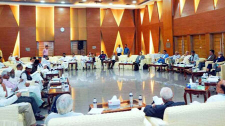 জরুরি অবস্থা প্রধানমন্ত্রীর ইচ্ছায় নয়, লাগবে মন্ত্রিসভার অনুমোদন Minister