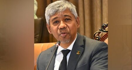 এনবিআর চেয়ারম্যানকে নিয়ে হোয়াটসঅ্যাপে অশোভন মন্তব্য, নিরাপত্তা প্রহরী বরখাস্ত এনবিআর চেয়ারম্যানকে নিয়ে হোয়াটসঅ্যাপে অশোভন মন্তব্য