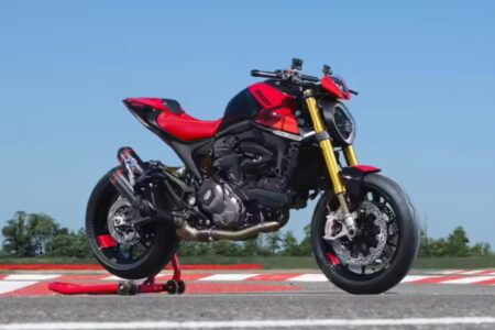 Ducati Monster BS6