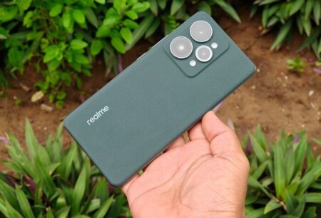 Realme 15 Pro 5G Launches in India: 7000mAh Battery, 80W Charging at ₹35K