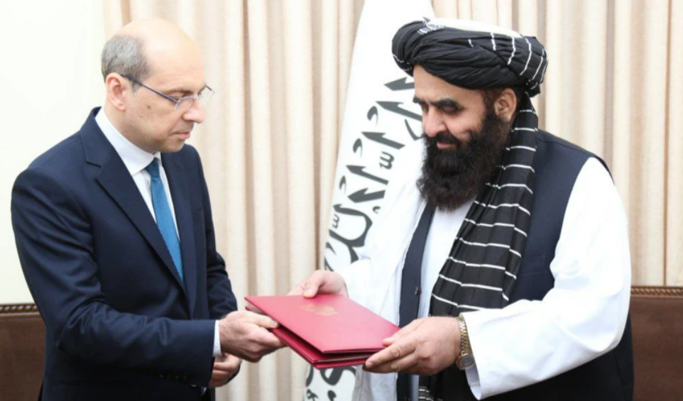 তালেবান সরকারকে প্রথম রাষ্ট্র হিসেবে স্বীকৃতি দিলো রাশিয়া