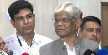 অর্থ উপদেষ্টা