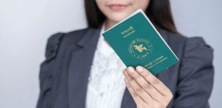 শক্তিশালী পাসপোর্টের তালিকায় তিন ধাপ এগিয়েছে বাংলাদেশ শক্তিশালী পাসপোর্টের তালিকায়