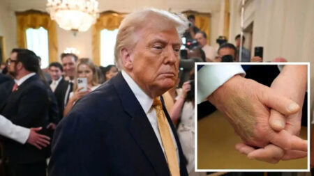 মার্কিন প্রেসিডেন্ট ডোনাল্ড ট্রাম্প