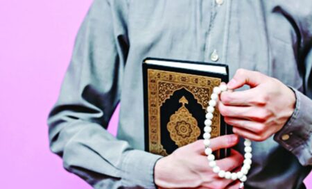 ইবাদতে মনোযোগ বাড়ানোর উপায়