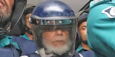 ৭ দিনের রিমান্ডে সাবেক প্রধান বিচারপতি খায়রুল হক বিচারপতি খায়রুল হক