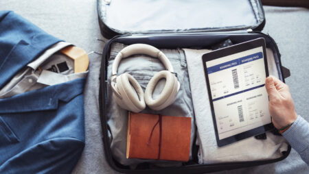 Airport Security Guide: Electronics Allowed in Checked Luggage vs. Carry-On electronics in checked baggage