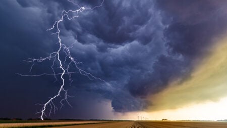 Lightning Strike Survival: Hidden Health Risks and Essential Safety Steps lightning strike survival