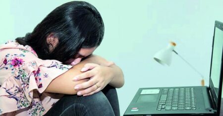 নারীদের নিরাপদ অনলাইন ব্যবহার