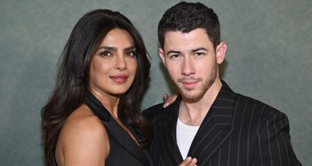 নিক-প্রিয়াঙ্কার অন্তরঙ্গ ভিডিও