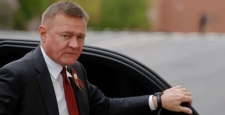 পরিবহন মন্ত্রী