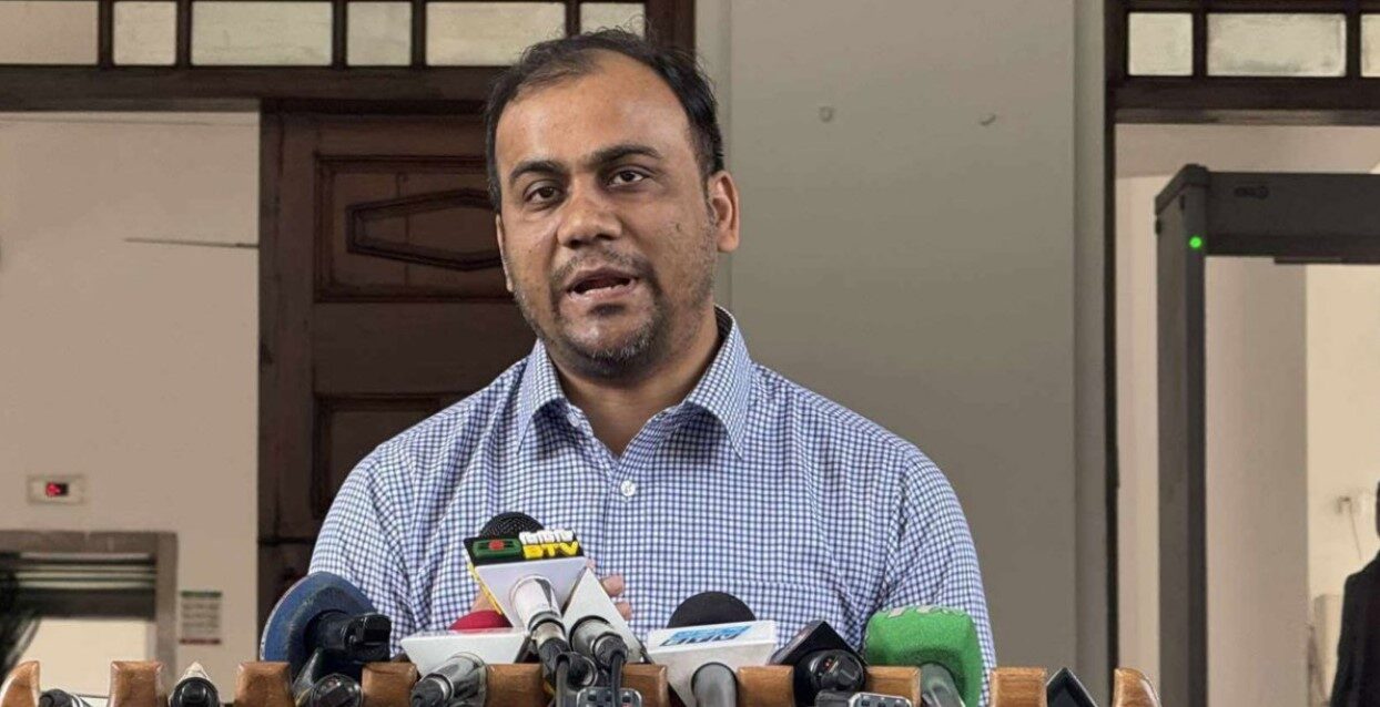 শরীফকে চাকরি ফেরত