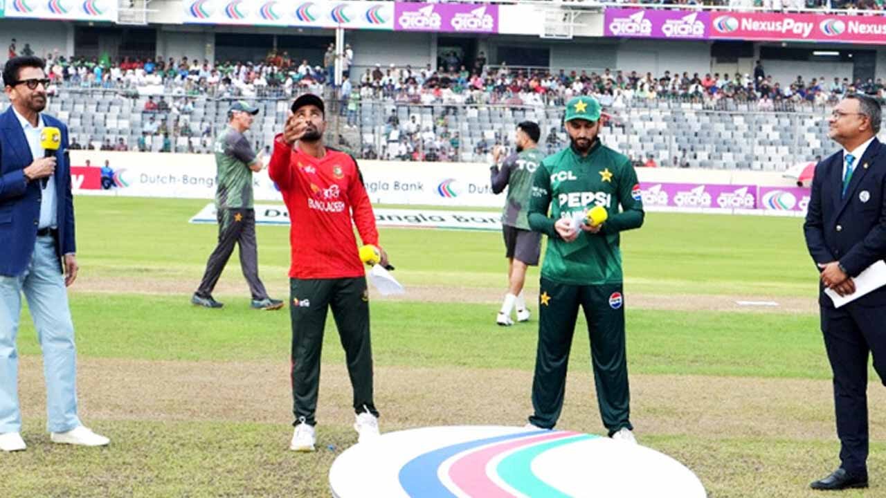 ব্যাটিংয়ে বাংলাদেশ