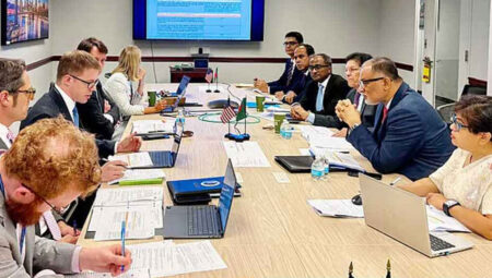 যুক্তরাষ্ট্র-বাংলাদেশ শুল্ক আলোচনা: প্রথম দিনে মিলেছে শুল্ক হ্রাসের ইঙ্গিত যুক্তরাষ্ট্র-বাংলাদেশ শুল্ক