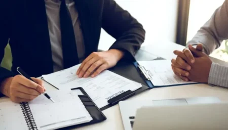 ইন্টারভিউয়ের আগে প্রস্তুতি: সফলতার মূলমন্ত্র ইন্টারভিউয়ের আগে প্রস্তুতি