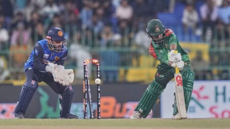 ক্রিকেটারদের মানসিক চাপ কিভাবে মোকাবিলা করেন